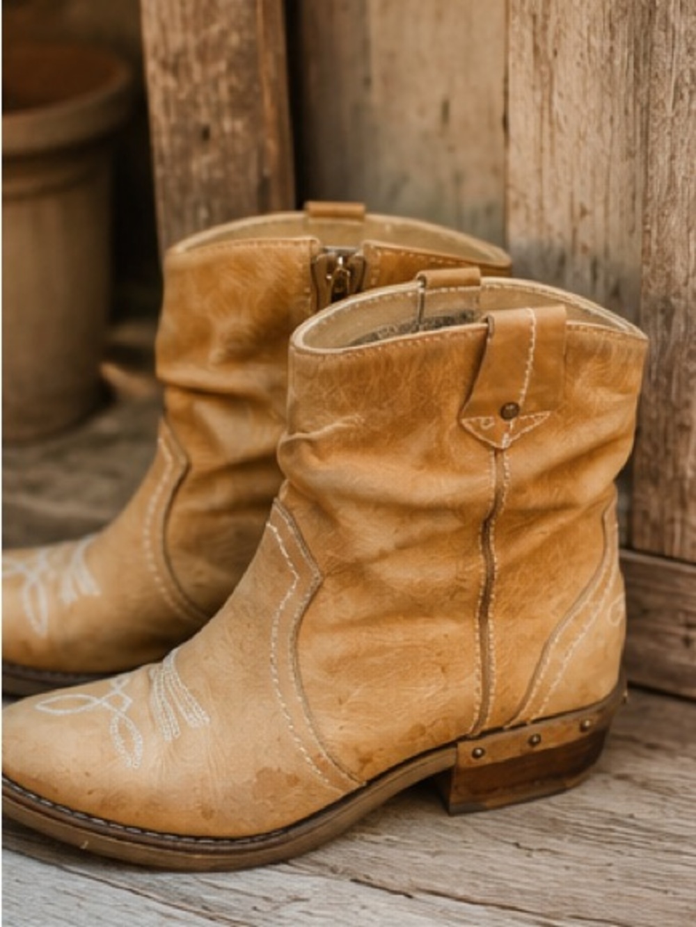 Sundance Etta Western Boot Tan Distressed Leather Ankle Booties EU 38/ US 7.5